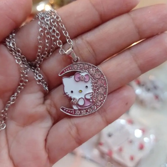 🆕 Hello Kitty Anime Characters Kawaii “to the moon and back” Pendant Necklace🌛 - Picture 4 of 11